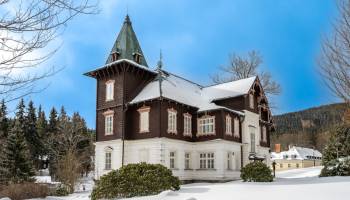 Horské lázně Karlova Studánka - lázeňské domy